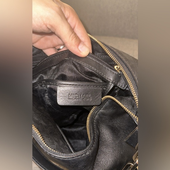 Michael Kors Matilda Large Calfskin Shoulder Bag - Picture 6 of 7